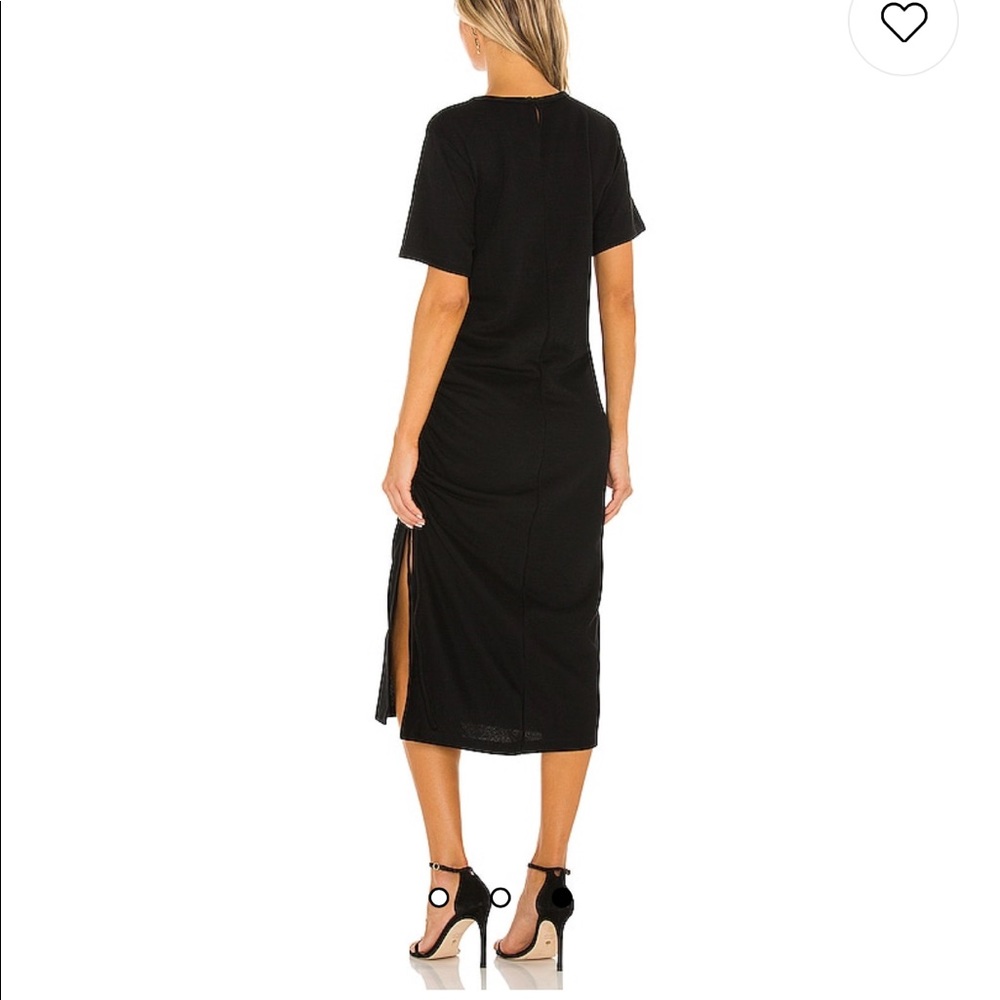 ⭐️ Ruched drawstring side with hem slit.This dress is so comfortable and chic+🎁 - Picture 2 of 10